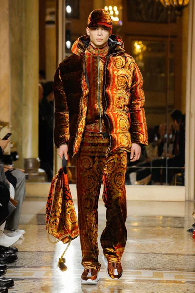 Look 7